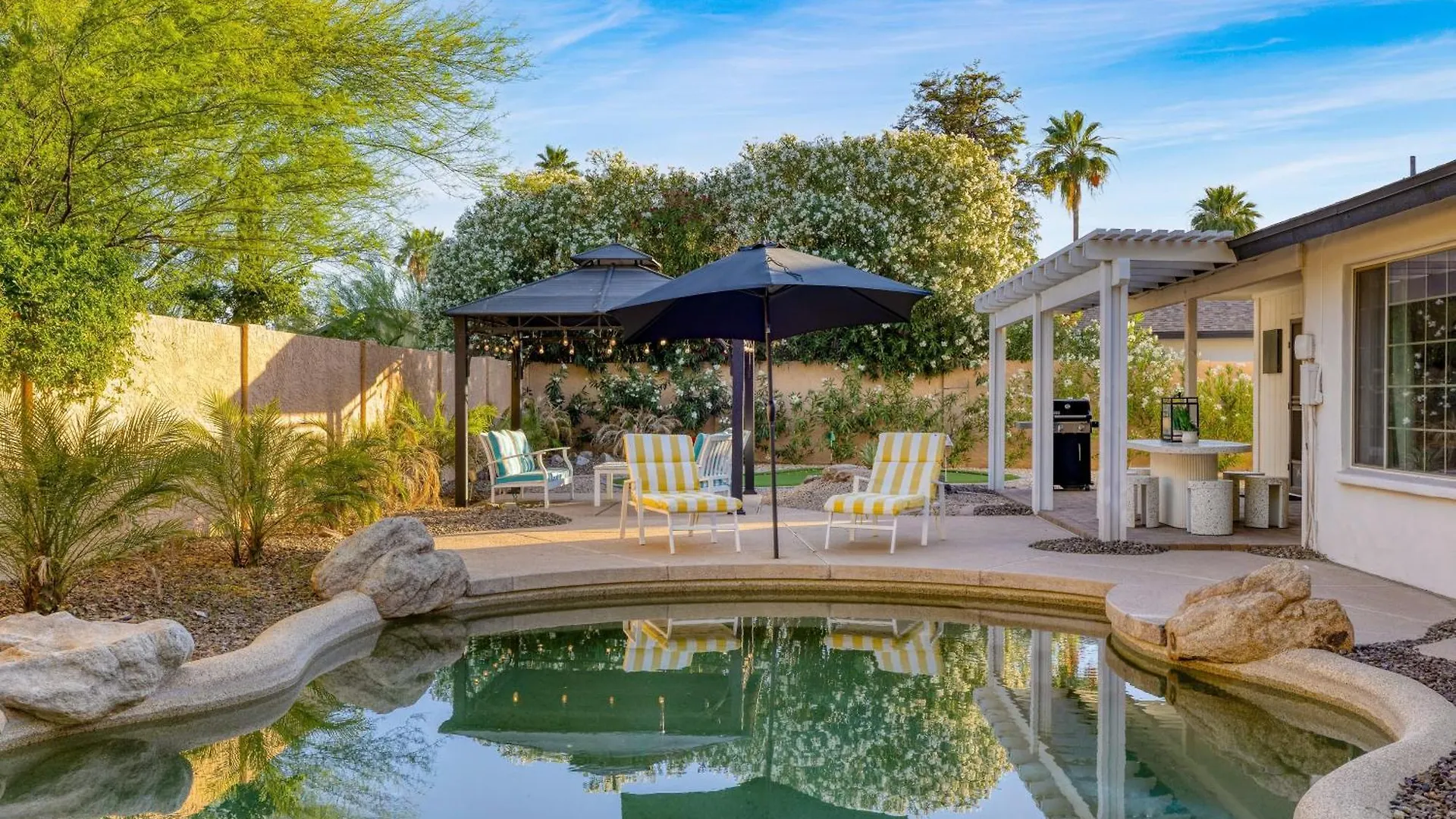 Semesterbostad Sol Vista Private Oasis W Pool Putting Green And Prime Location Phoenix